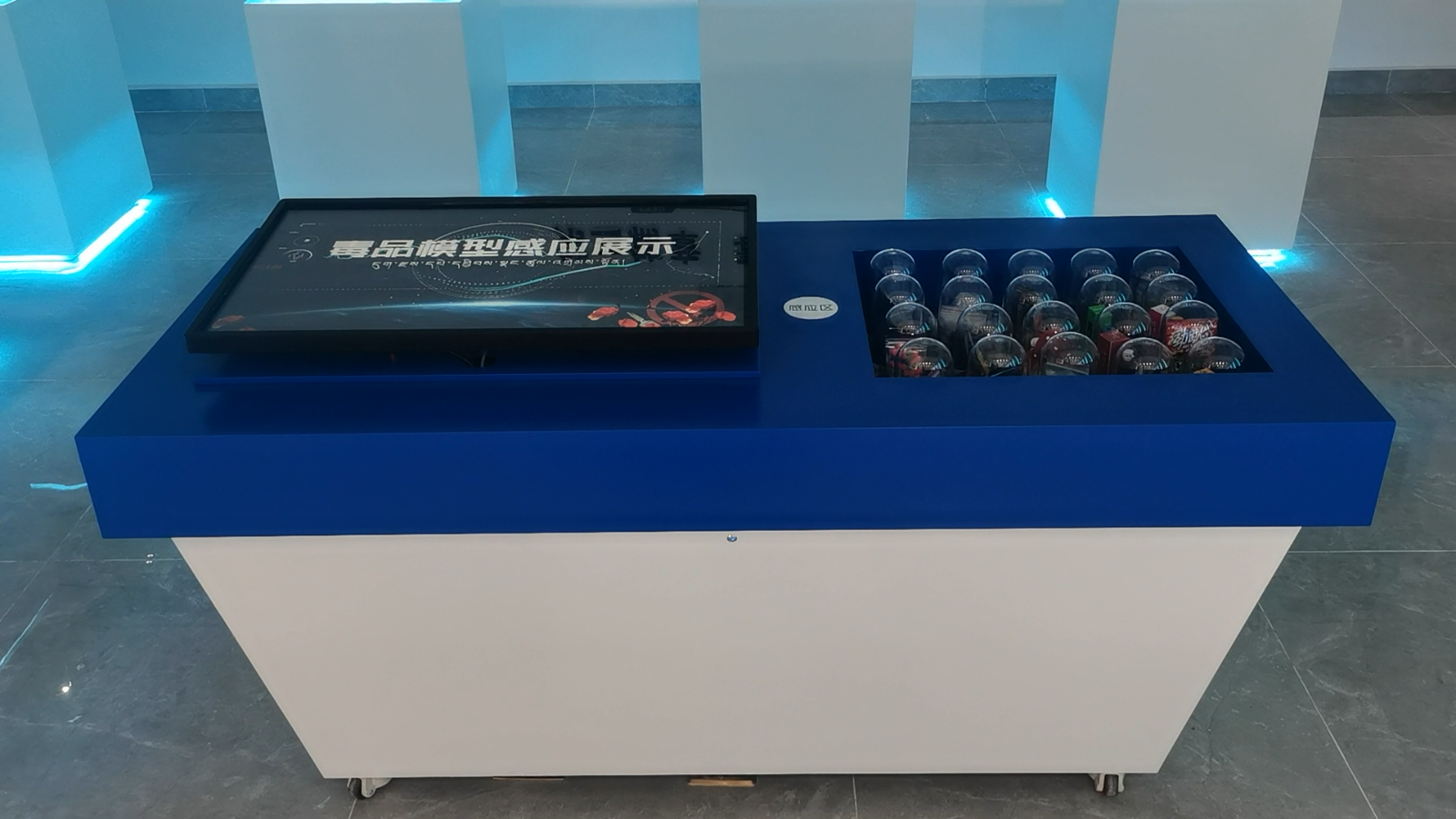 2249853158.jpg 2249853158.jpg